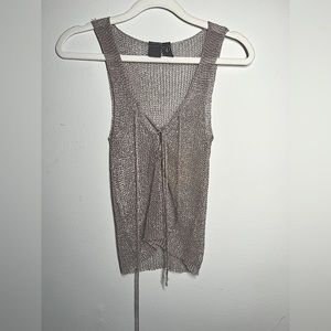 Unique Silver metallic Windsor blouse 💎